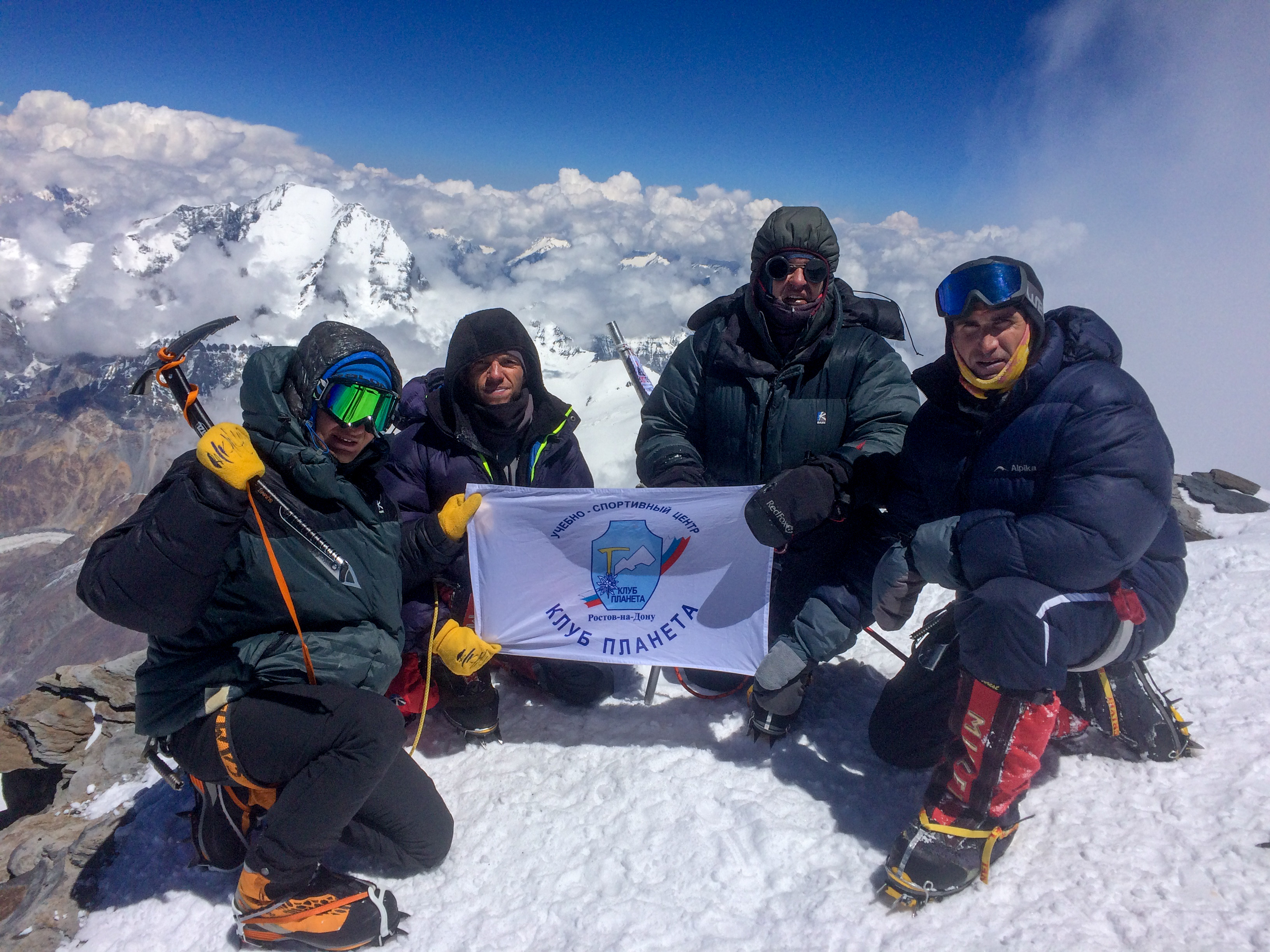 Summit day: Ascent of Communism Peak