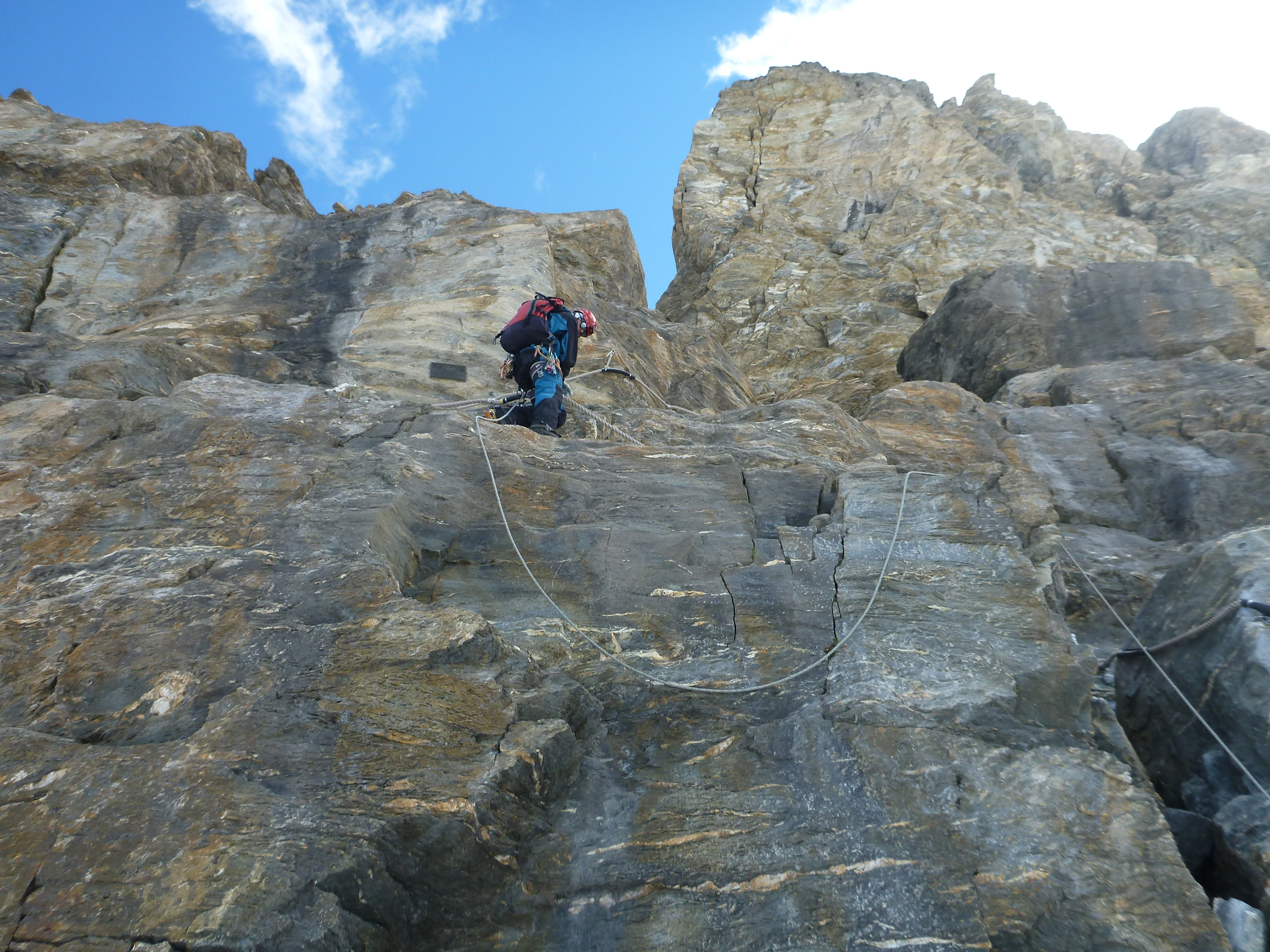 Ascent and rock training