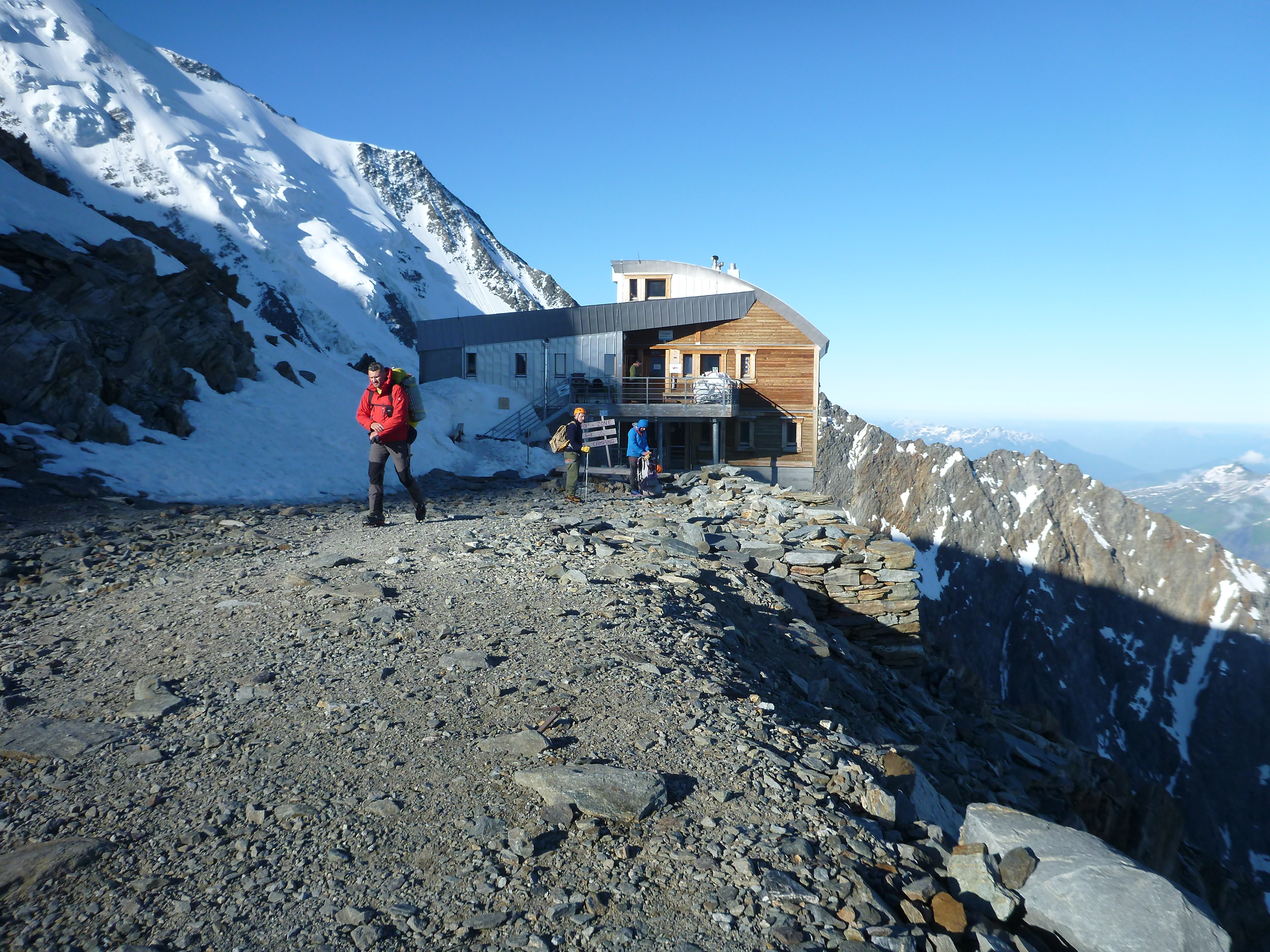 Hike to Tête Rousse Hut