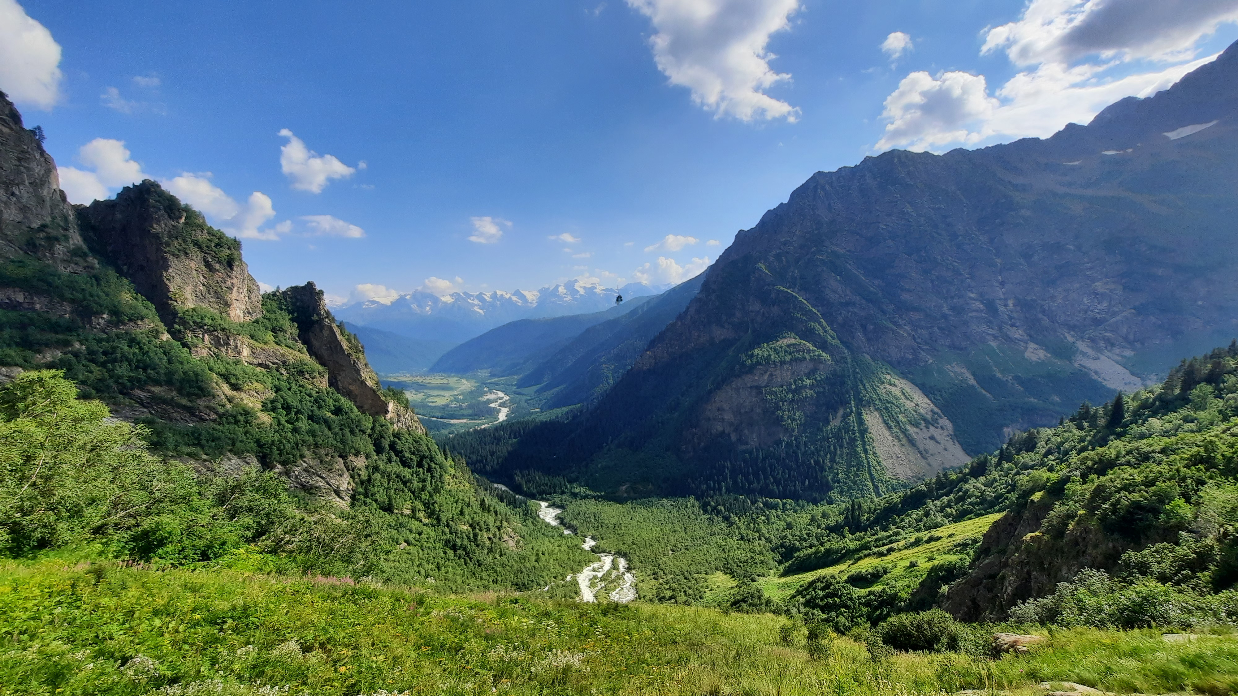 Arrival and transfer to Mazeri